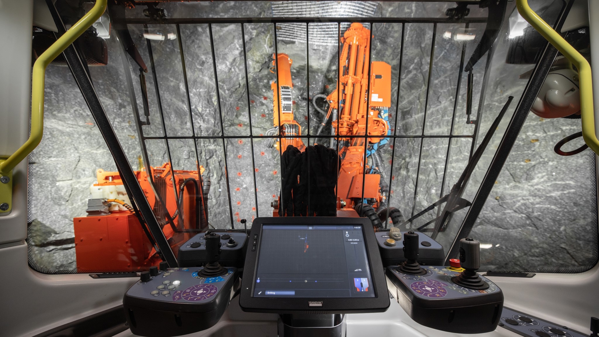 DS412i Rock support drill rig drill controls