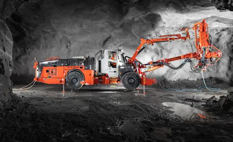 DS412i Rock support drill rig