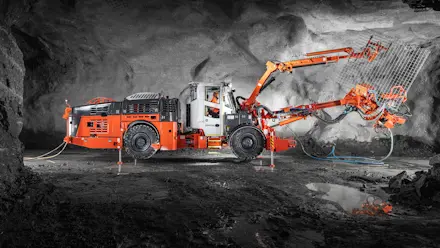 DS412iE Rock support drill rig