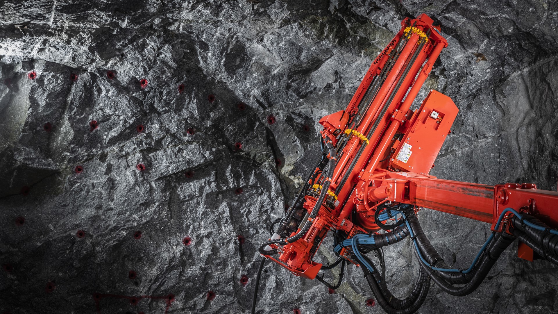 DS512i Rock support drill rig BHi bolting head