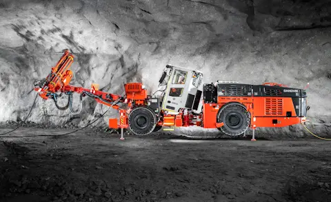 DS512i Rock support drill rig