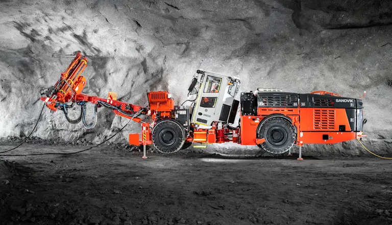 Sandvik DS211L-M Electro Hydrolic, low Profile Bolting Machine