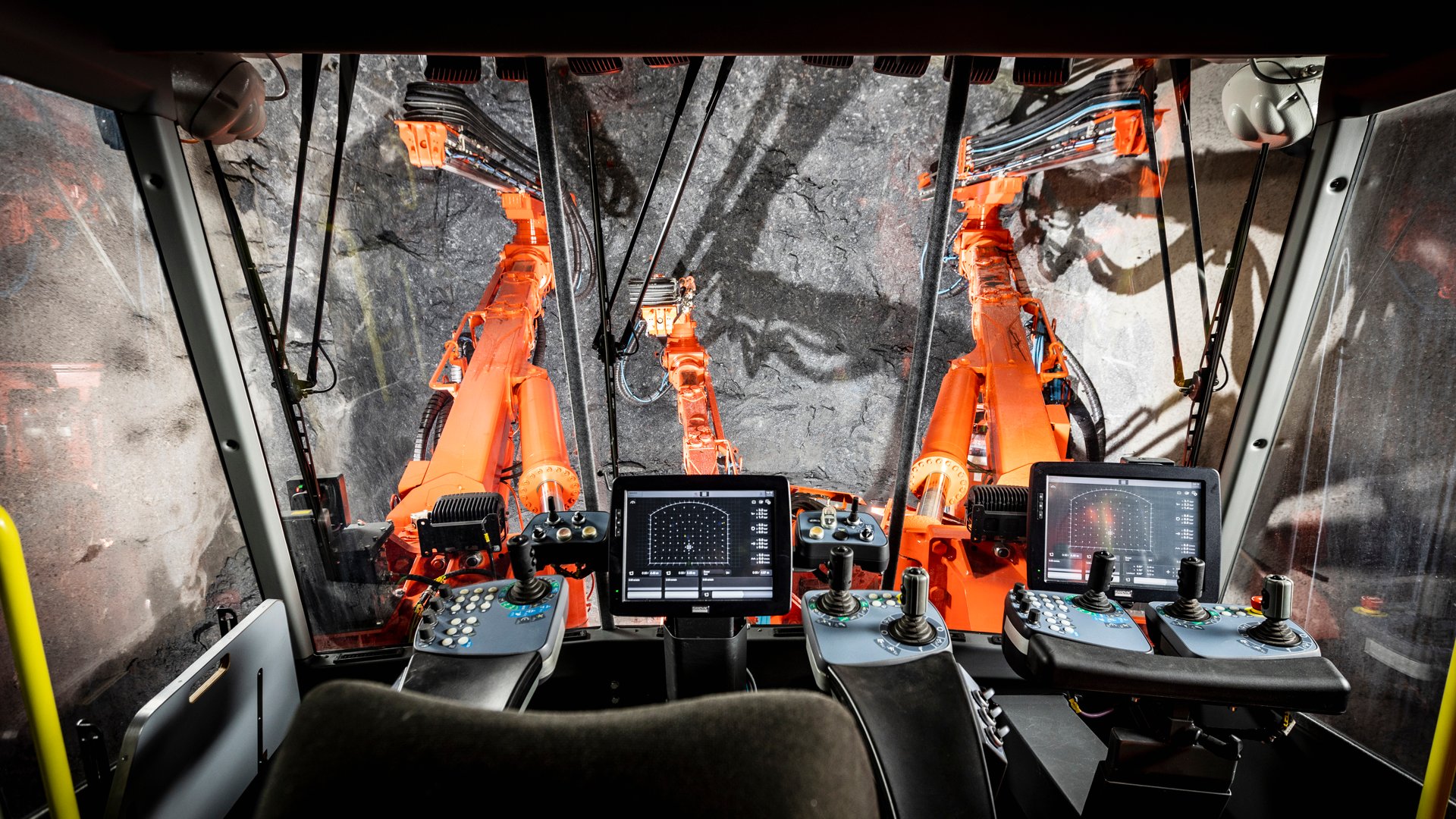 DT1132i Tunneling jumbo cabin